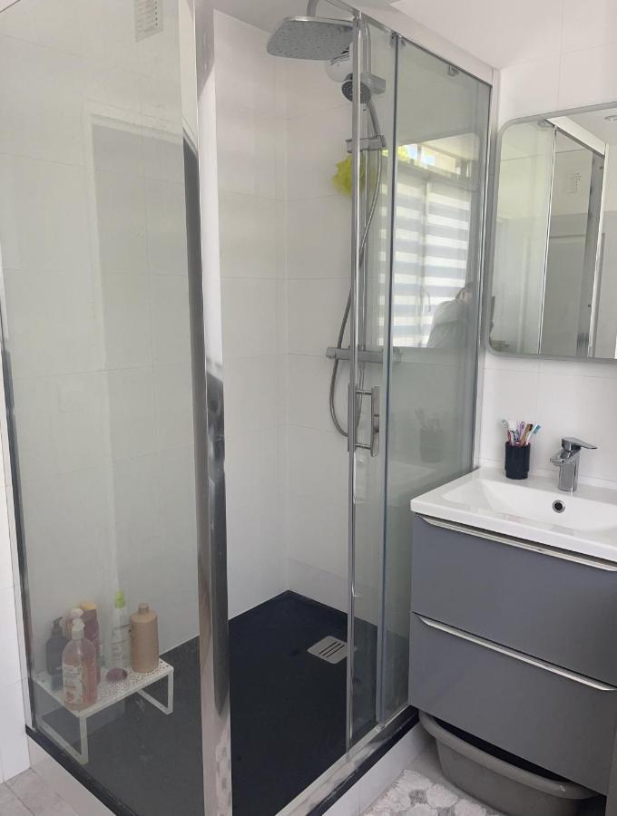 Une Chambre Dans Un Appartement Ablon-sur-Seine Ngoại thất bức ảnh