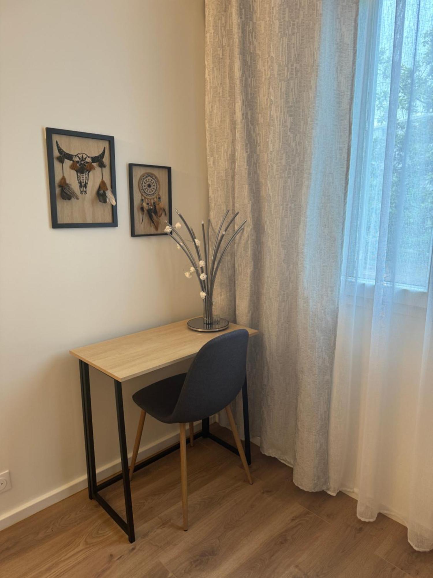 Une Chambre Dans Un Appartement Ablon-sur-Seine Ngoại thất bức ảnh